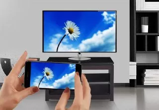 ۵ راه برای نمایش صفحه تلفن خود در تلویزیون