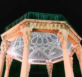 آرامگاه-حافظ-در-شیراز